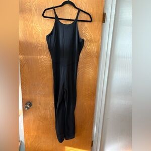 Athleta stretch all over criss cross back bodysuit XL